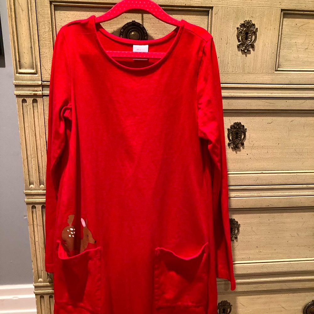 Hanna Andersson cotton play dress red with reindeer pocket graphic